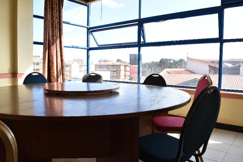 Ibis Hotel 2000 Karatina Экстерьер фото