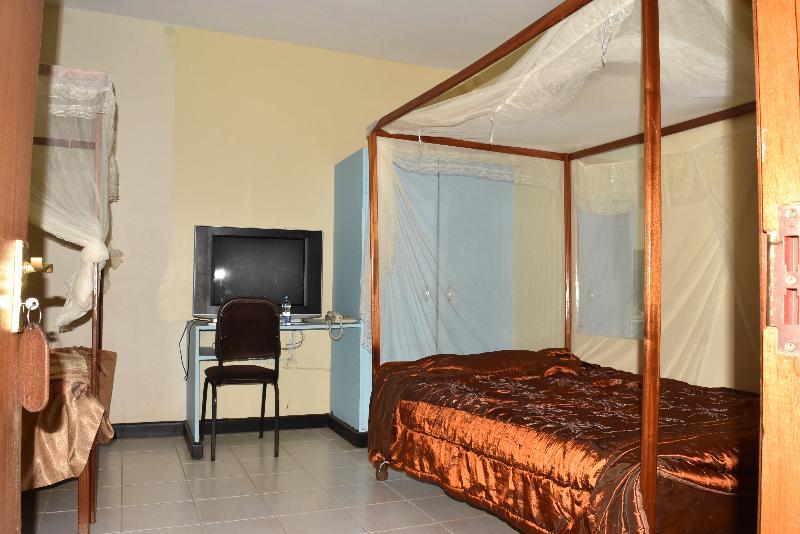 Ibis Hotel 2000 Karatina Экстерьер фото